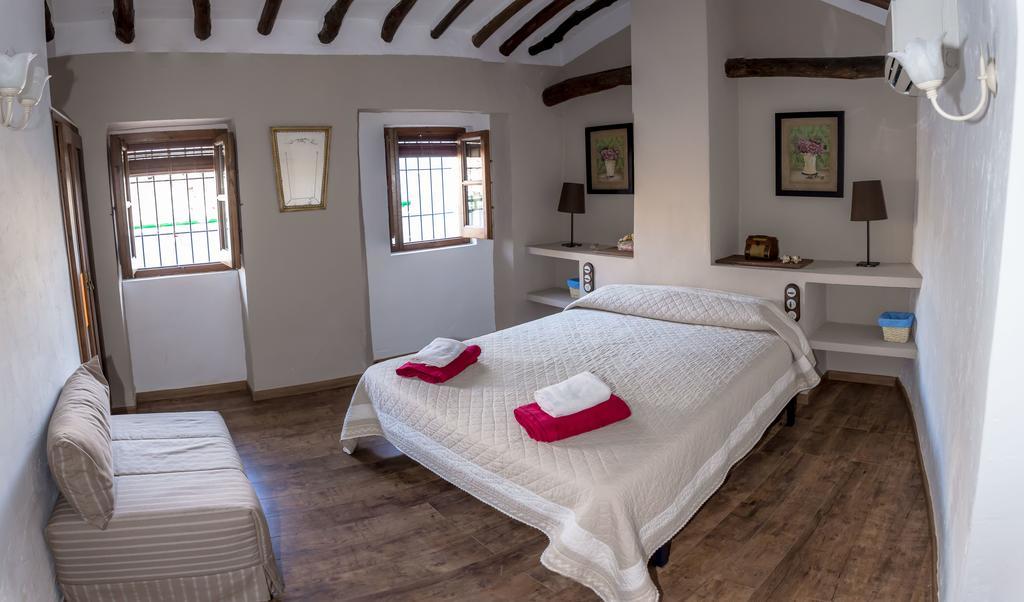 Casa Rural Zambra ปรีเอโก เด กอร์โดบา ภายนอก รูปภาพ