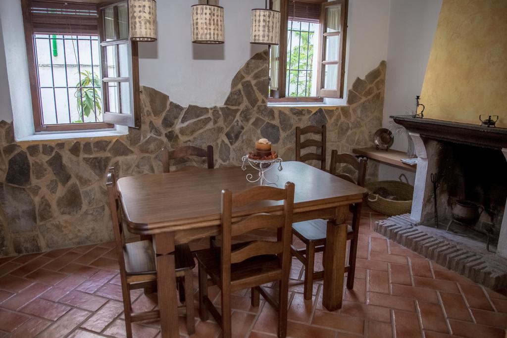 Casa Rural Zambra ปรีเอโก เด กอร์โดบา ภายนอก รูปภาพ